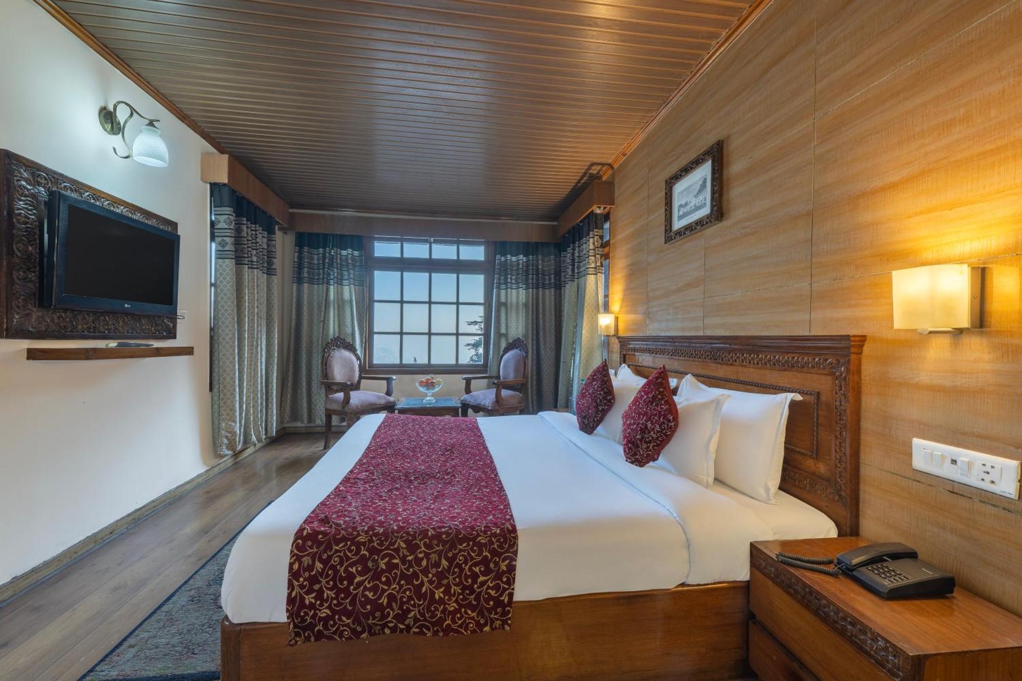 Wingait Inn - Hotel Near Mall Road Шимла Екстериор снимка